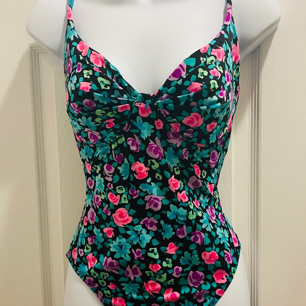 Pacific Connections adorable,  floral one-piece